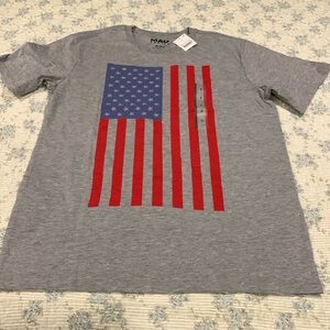 American Flag Gray T-Shirt NEW Size Mens Med 60% Cotton 40% Poly Stylish & Comfy